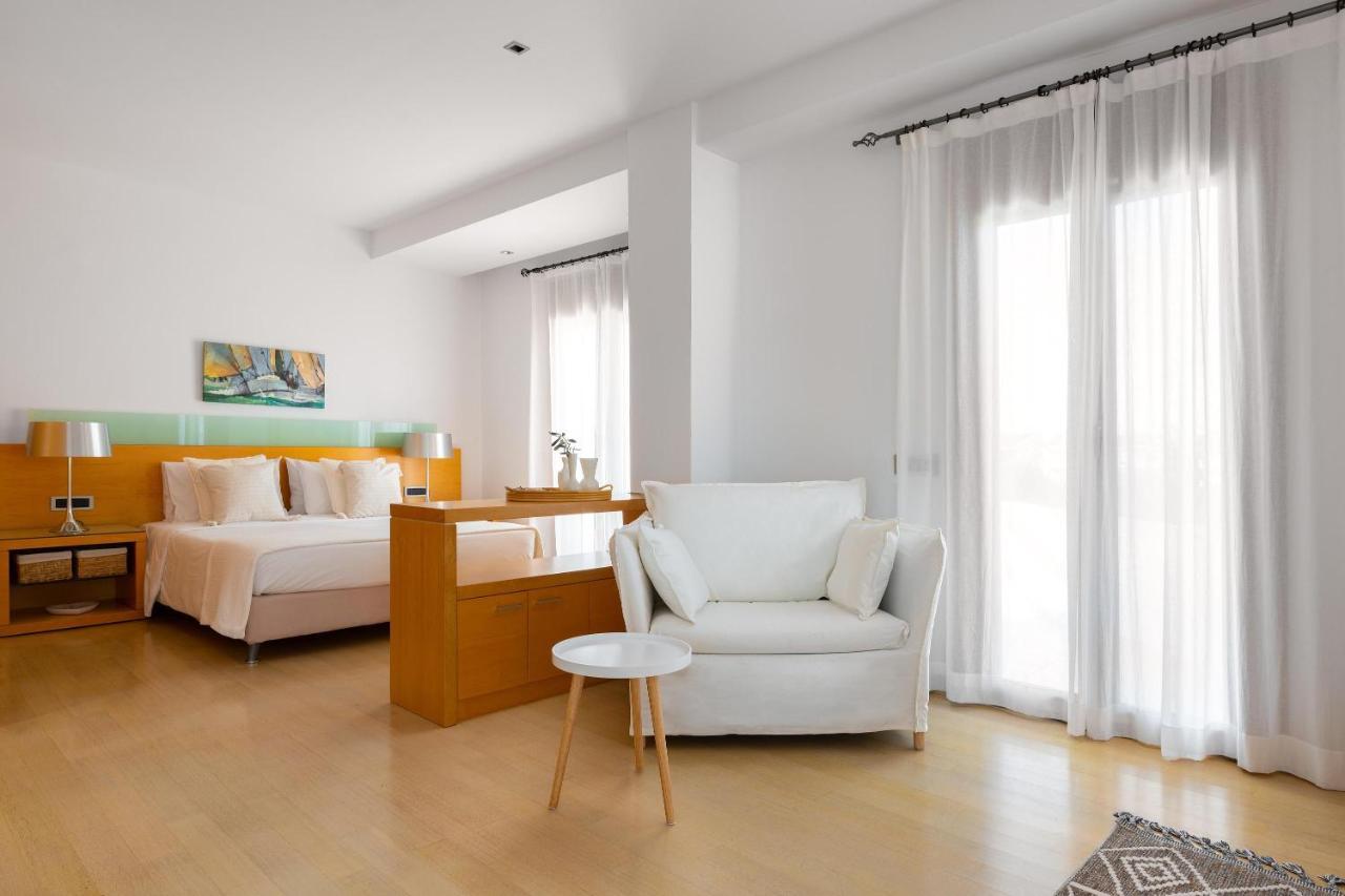 Love White Villa Ialysos  Extérieur photo